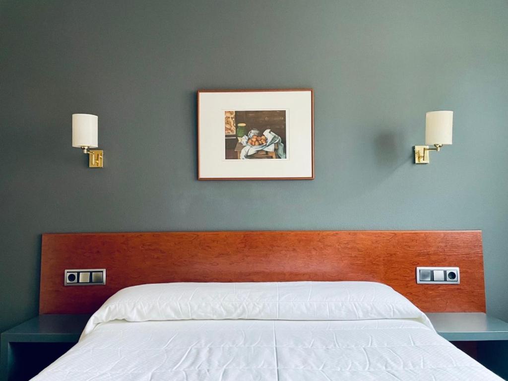 Hotel Yerri Estella Luaran gambar