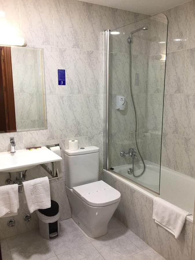 Hotel Yerri Estella Luaran gambar