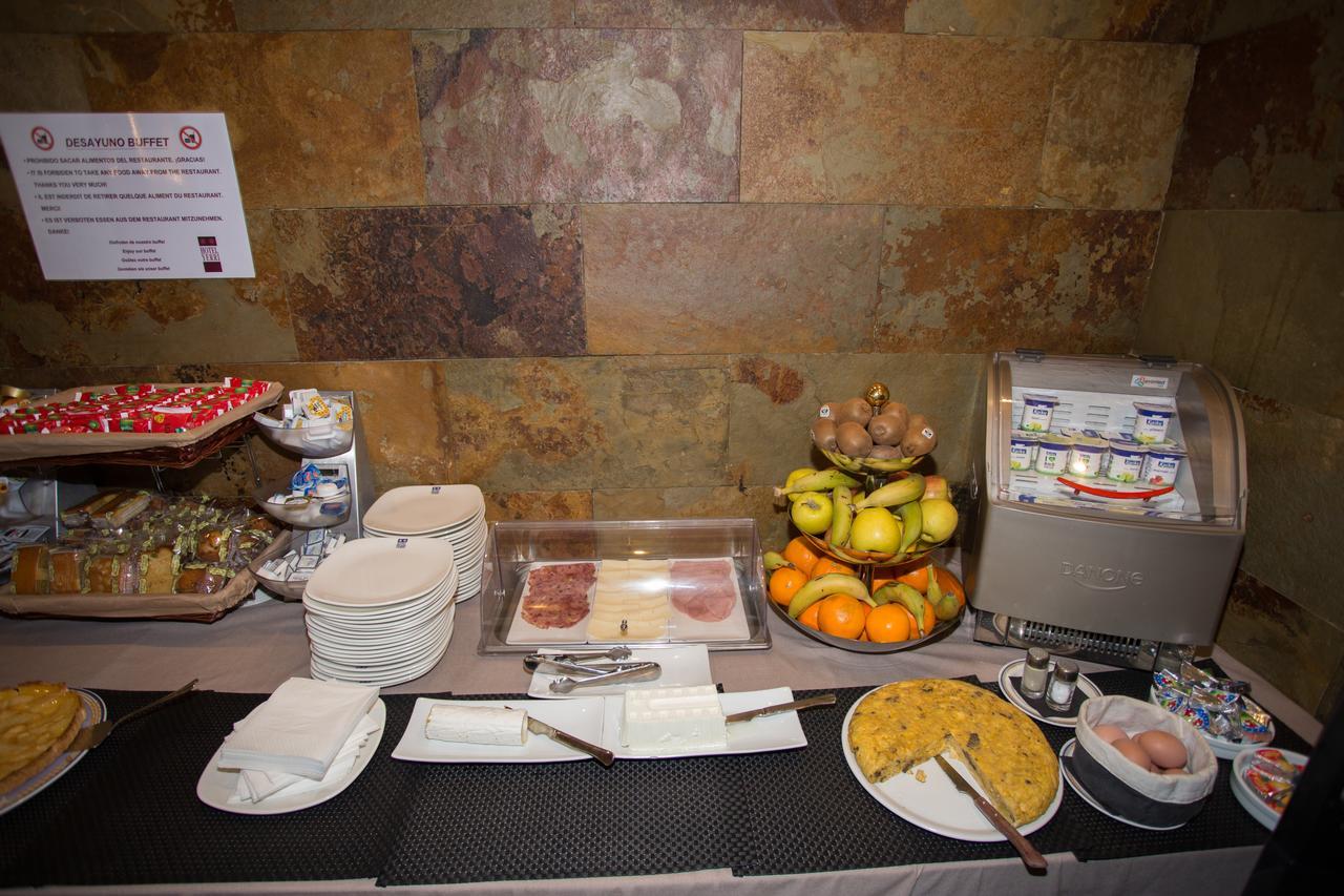 Hotel Yerri Estella Luaran gambar
